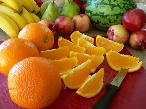 A pallet of mixed fruits