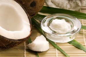 photo of coconuts and coconut oil