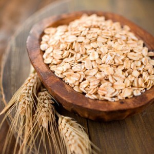 photo of a bowl of whole oats